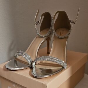 Glaze Shimmering Silver Heels